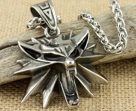 Colgante The Witcher emblema lobo inoxidable