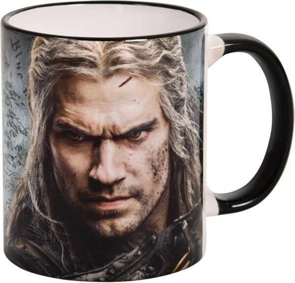 Taza Elbenwald Geralt de Rivia y logo del lobo – 320 ml